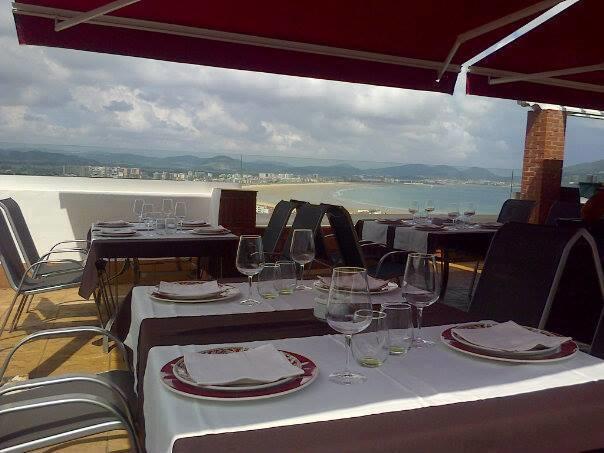 Hotel Restaurante Risco Laredo Buitenkant foto